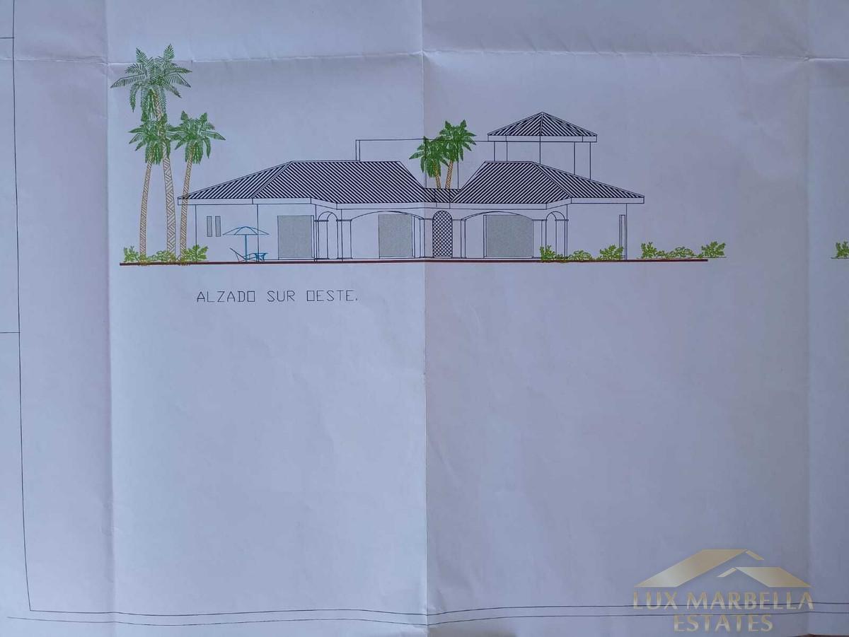 For sale of land in Mijas Costa