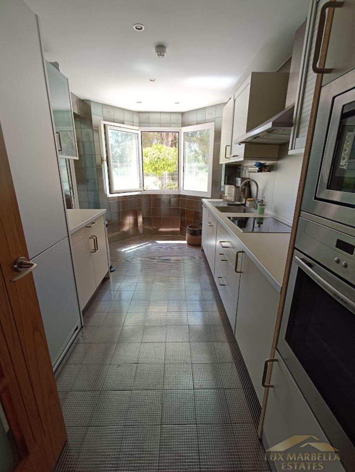 For sale of apartment in Marbella