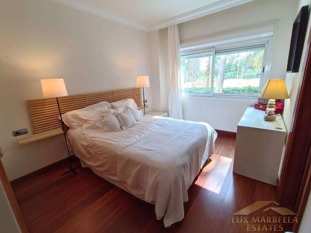 For sale of apartment in Marbella
