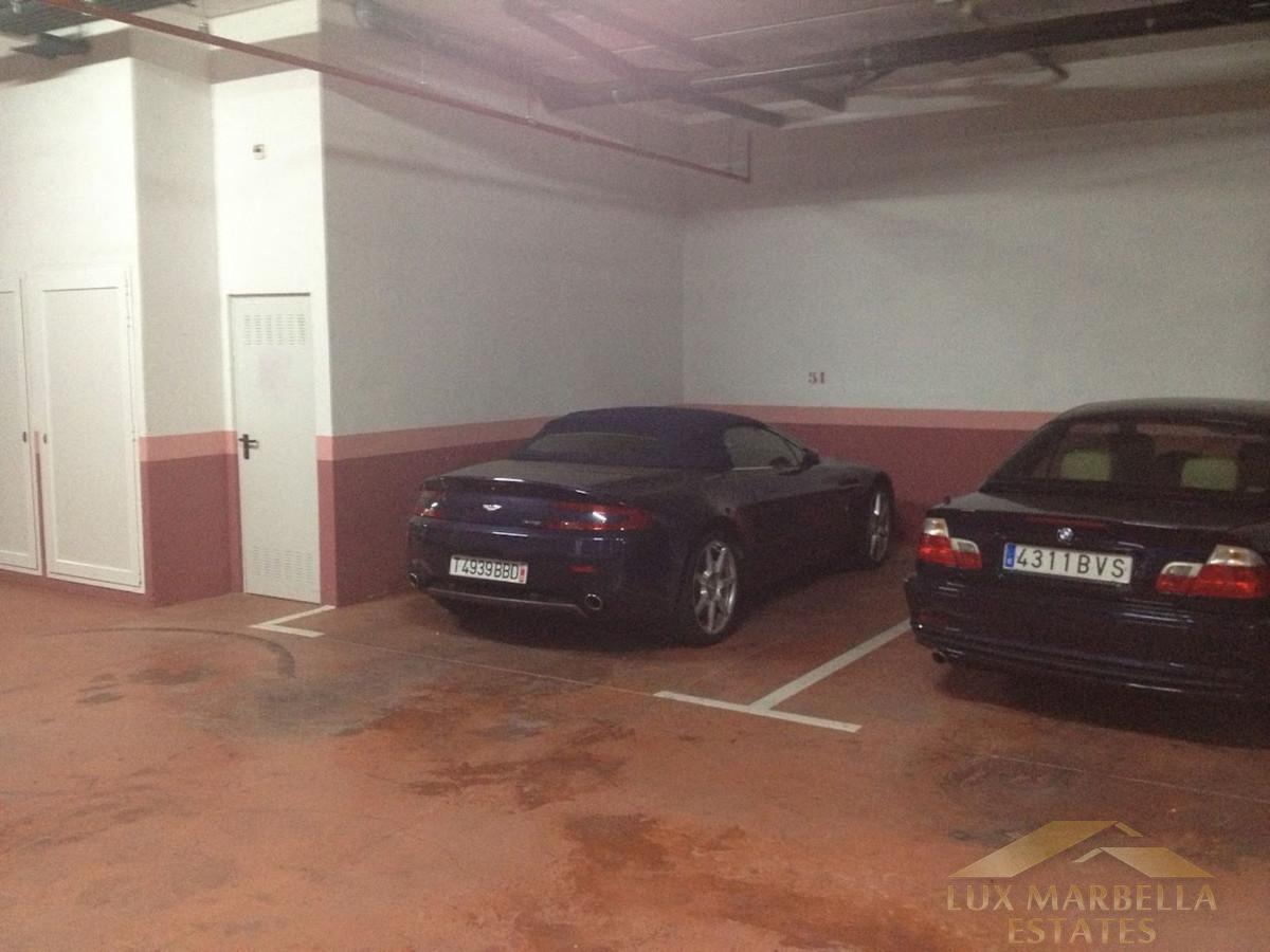 For sale of apartment in Marbella