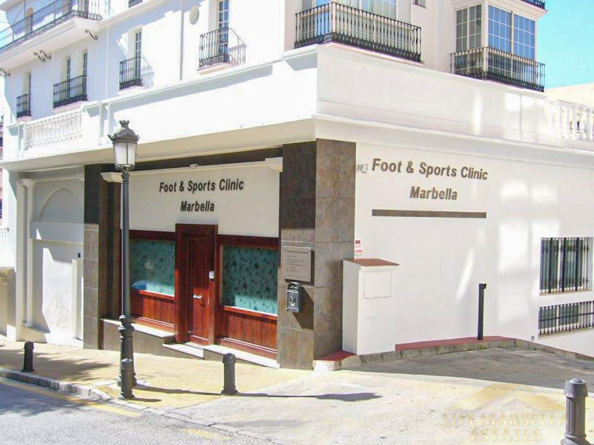 For sale of commercial in Marbella