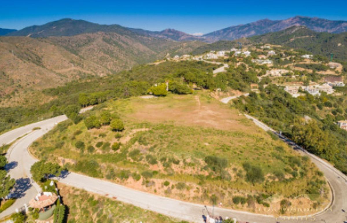 Продажа от

 Земельные участки на Estepona
