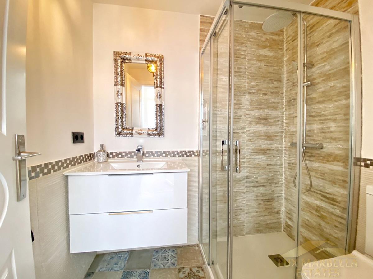 For sale of villa in Marbella