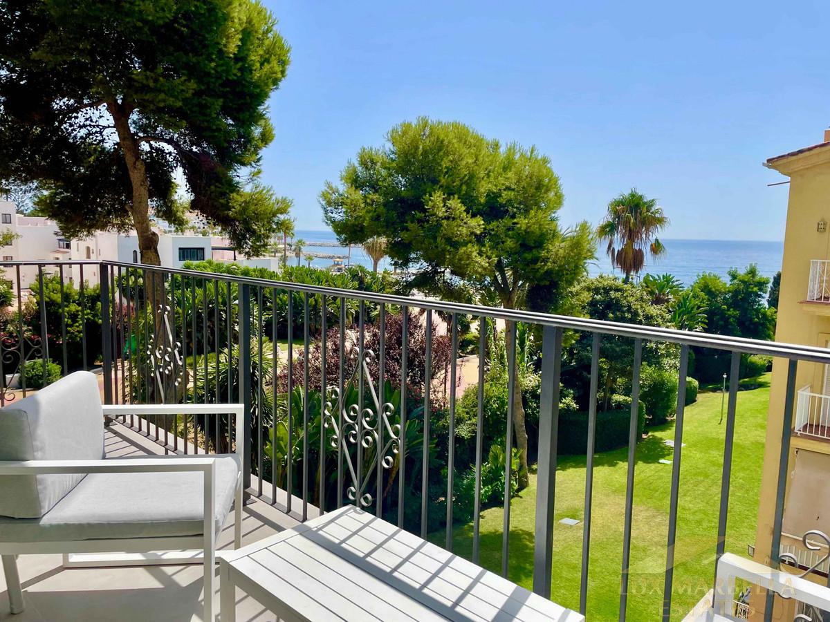 For sale of apartment in Marbella