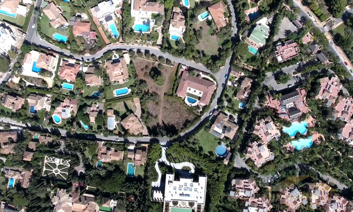 For sale of land in Marbella