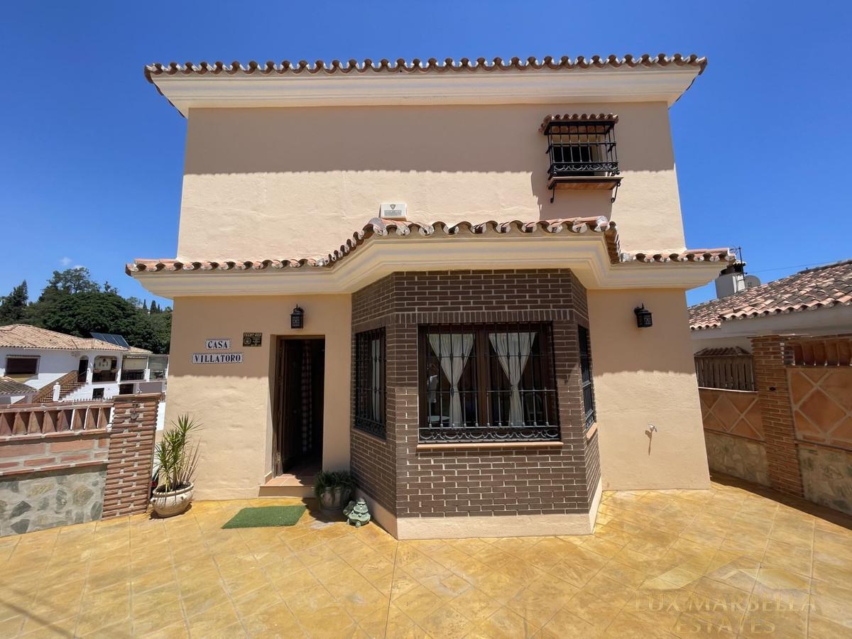 For sale of villa in El Coto