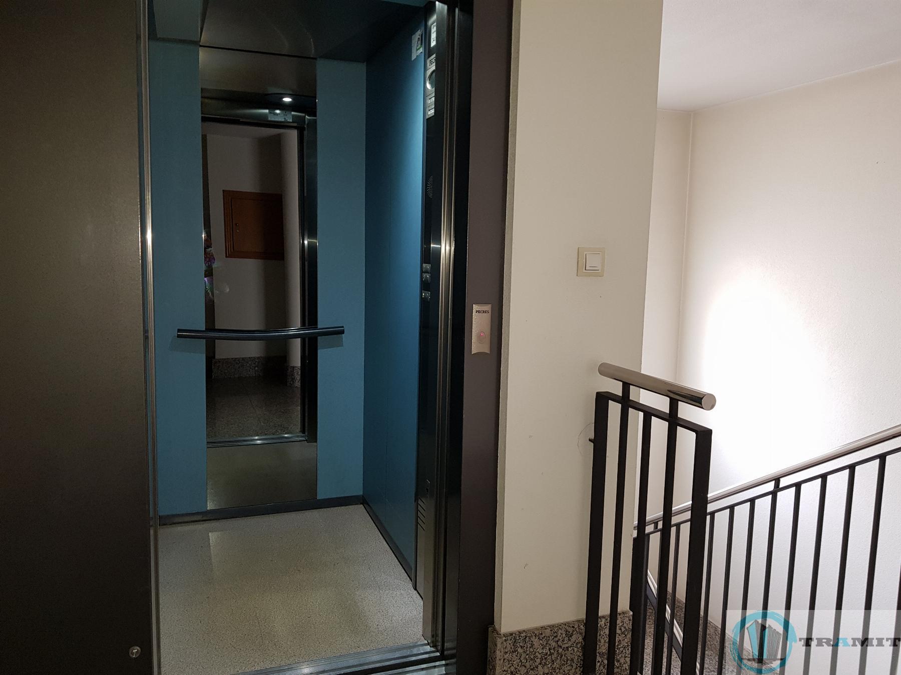 For sale of apartment in Murcia