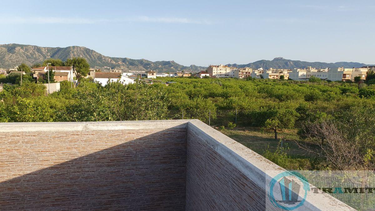 For sale of house in LLANO DE BRUJAS