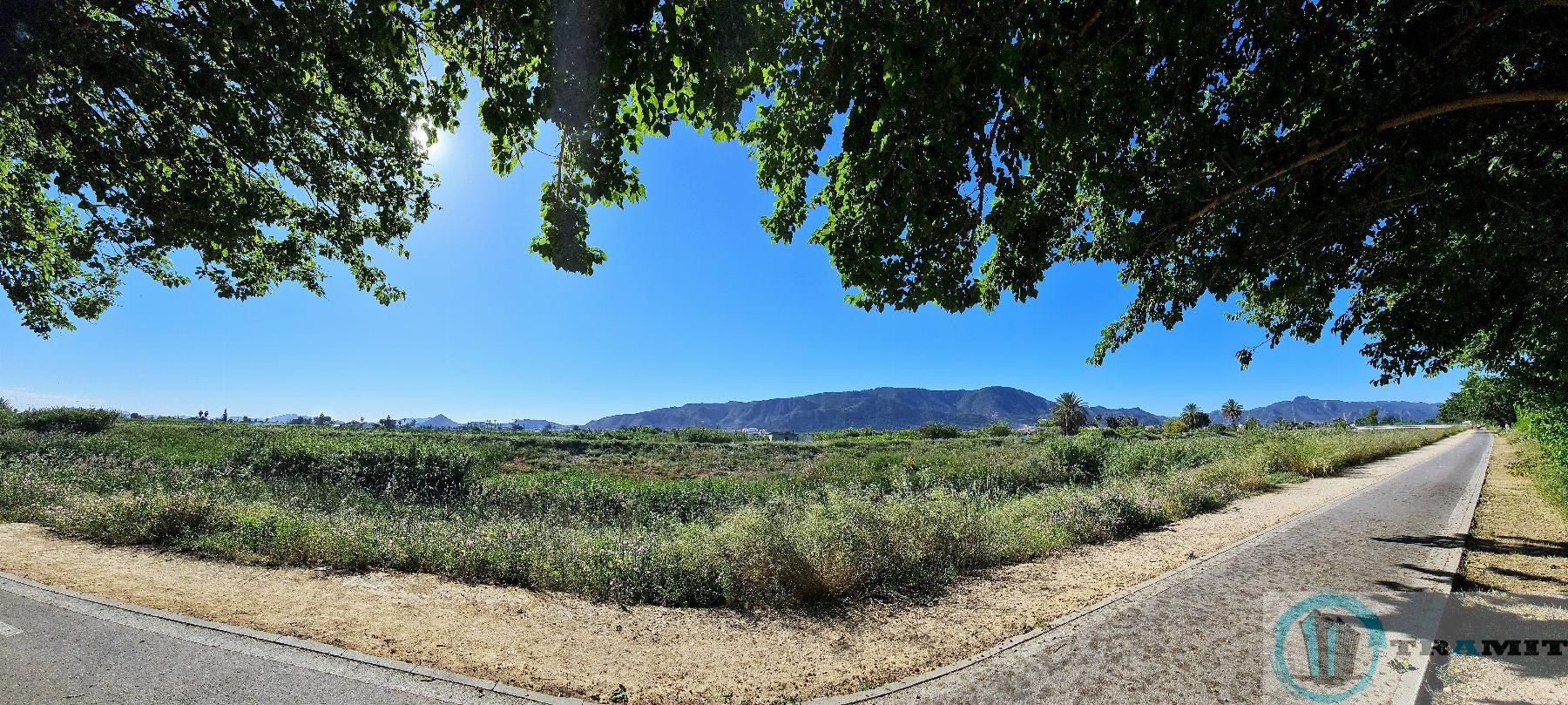 Venta de terreno en LLANO DE BRUJAS