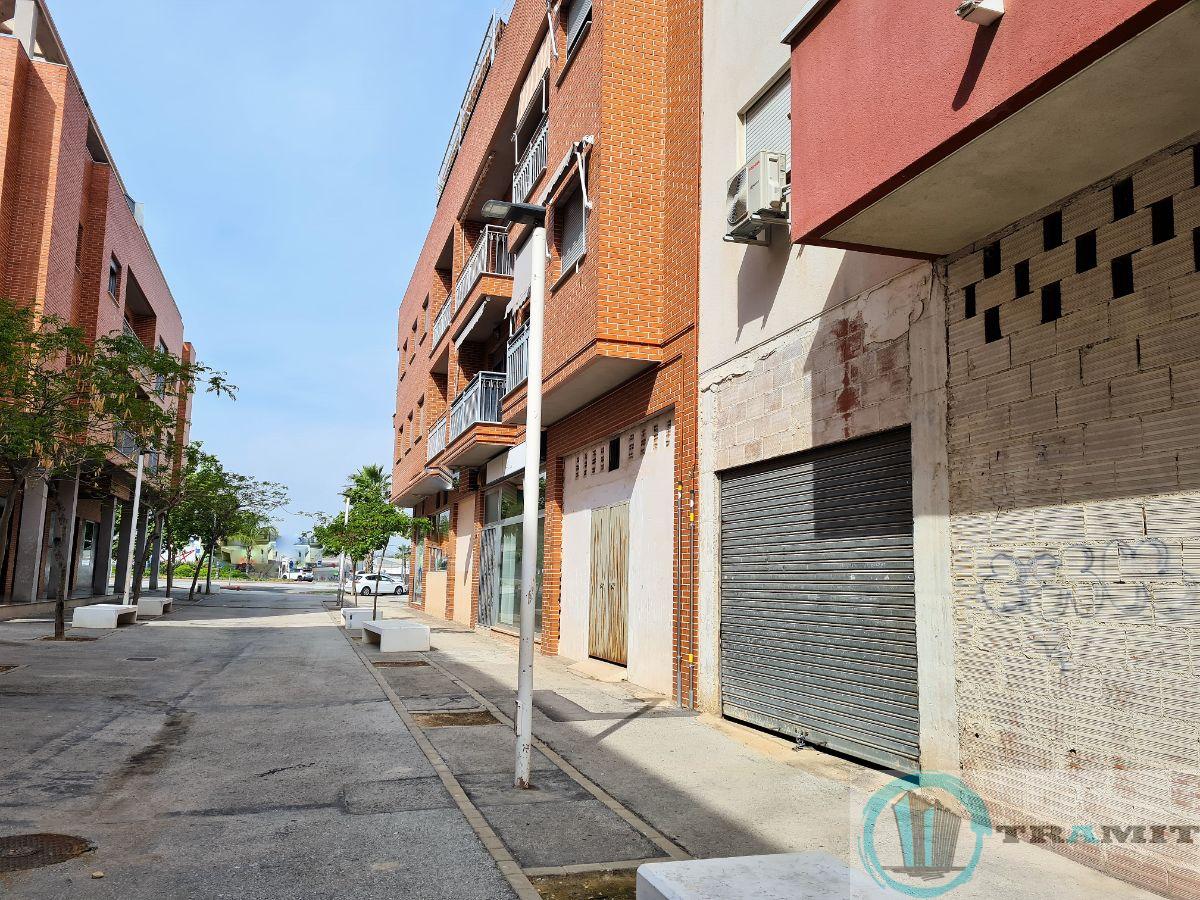 For rent of commercial in Alcantarilla