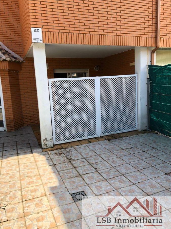 For sale of chalet in Valladolid