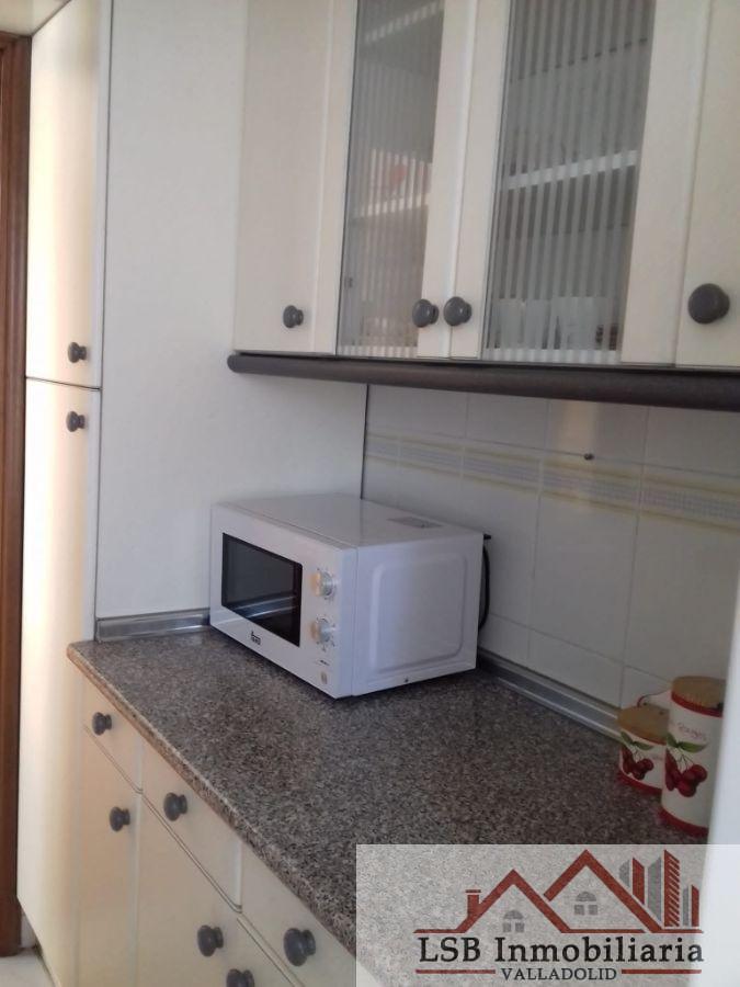 For sale of apartment in Valladolid