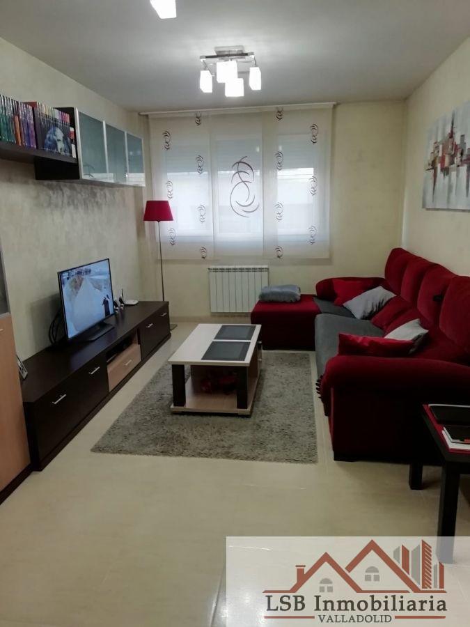 For sale of flat in Zaratán