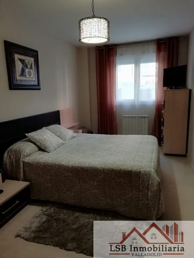 For sale of flat in Zaratán