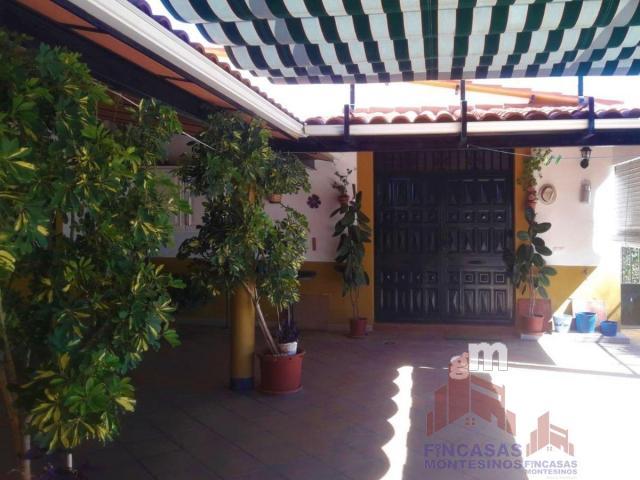 For sale of chalet in Villanueva de la Serena