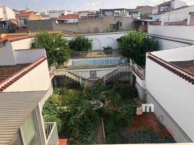 For sale of building in Don Benito