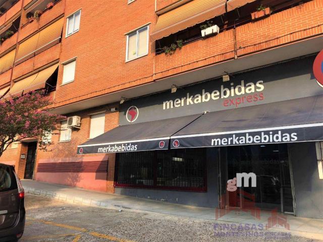 For sale of commercial in Don Benito