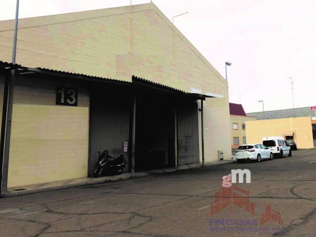 Venta de nave industrial en Don Benito