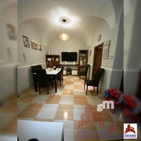 For sale of house in Santa Amalia