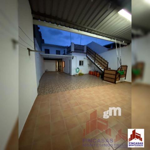 For sale of house in Santa Amalia