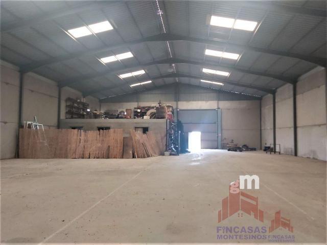 For sale of industrial plant/warehouse in Guareña