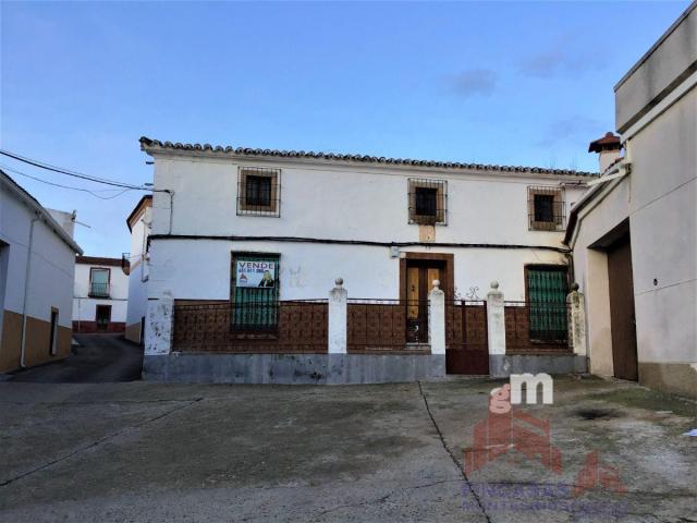 For sale of house in Valverde de Mérida