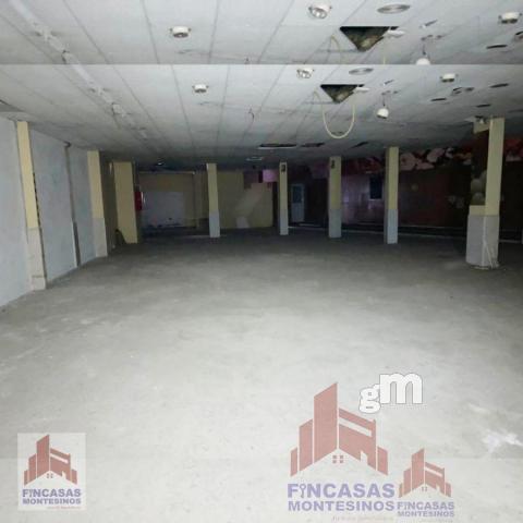 For sale of commercial in Don Benito