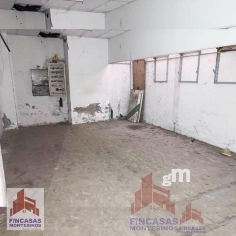 For sale of commercial in Don Benito