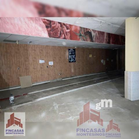 For sale of commercial in Don Benito