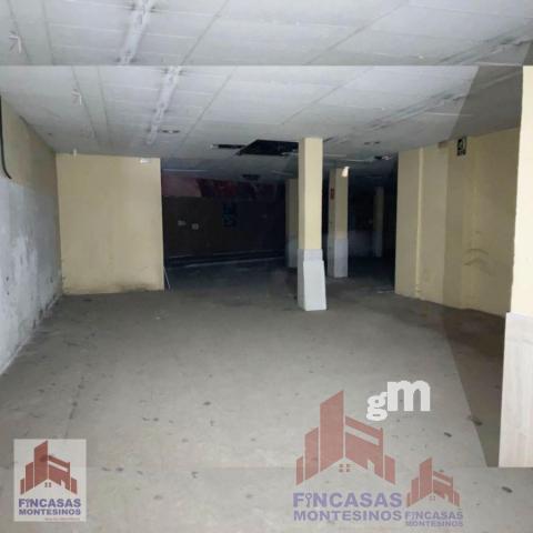 Venta de local comercial en Don Benito