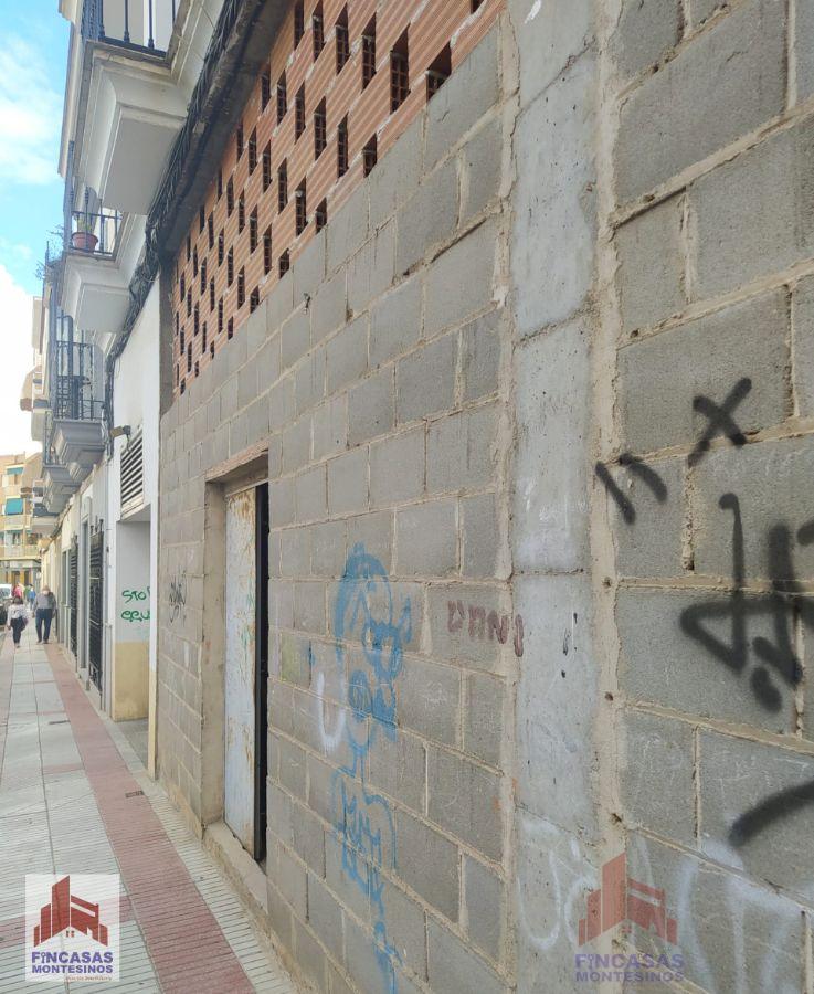 For sale of commercial in Don Benito