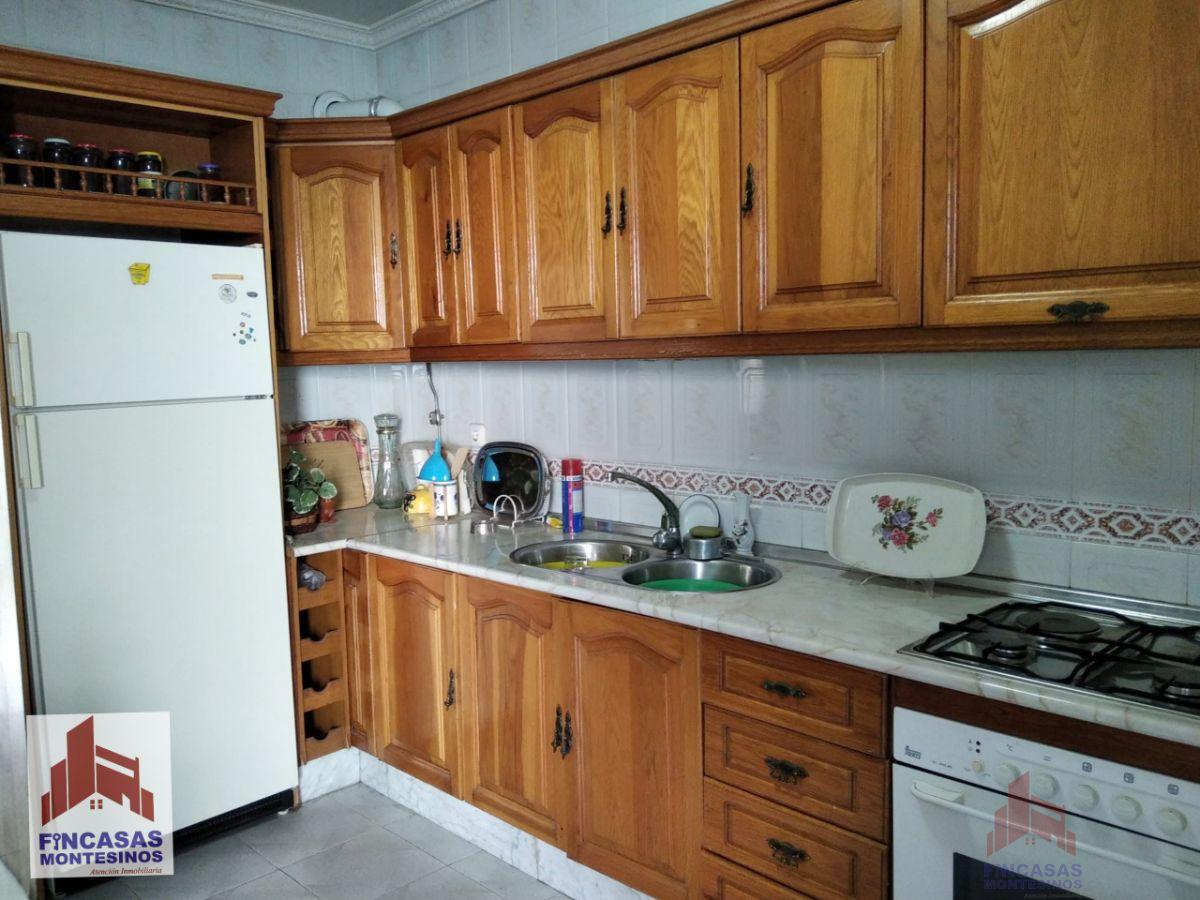 For sale of house in Santa Amalia