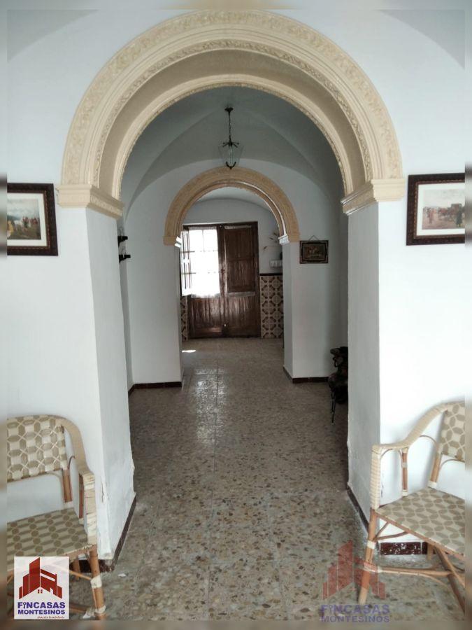 For sale of house in Santa Amalia