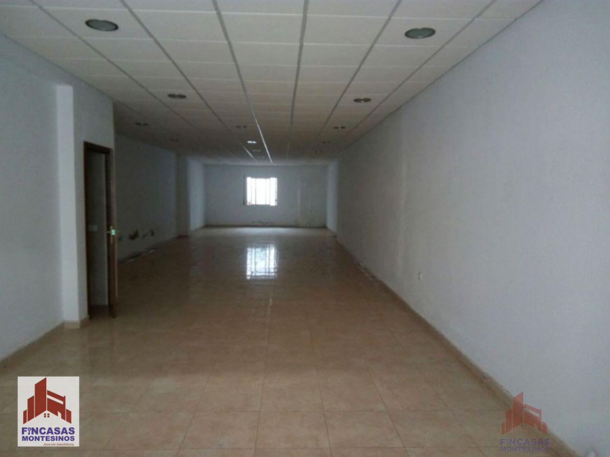 For sale of flat in Santa Amalia