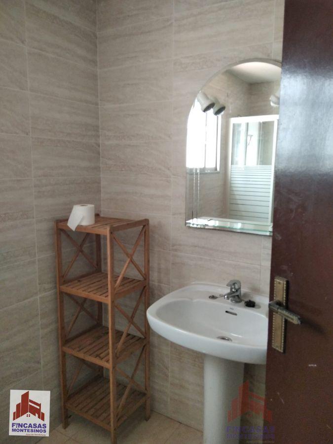 For sale of flat in Santa Amalia