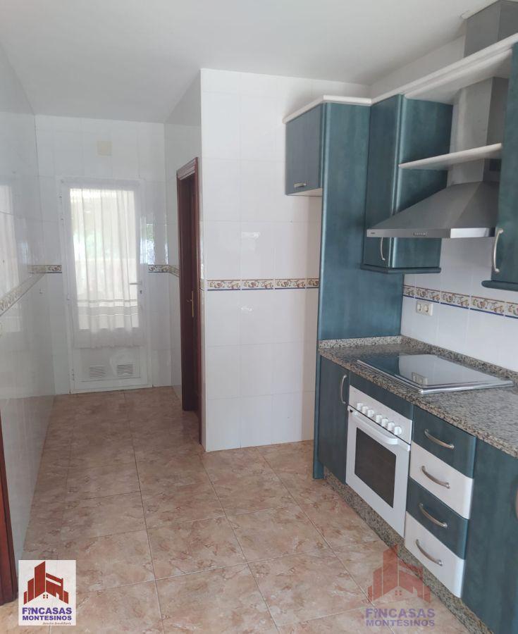 For sale of house in Hernán Cortés