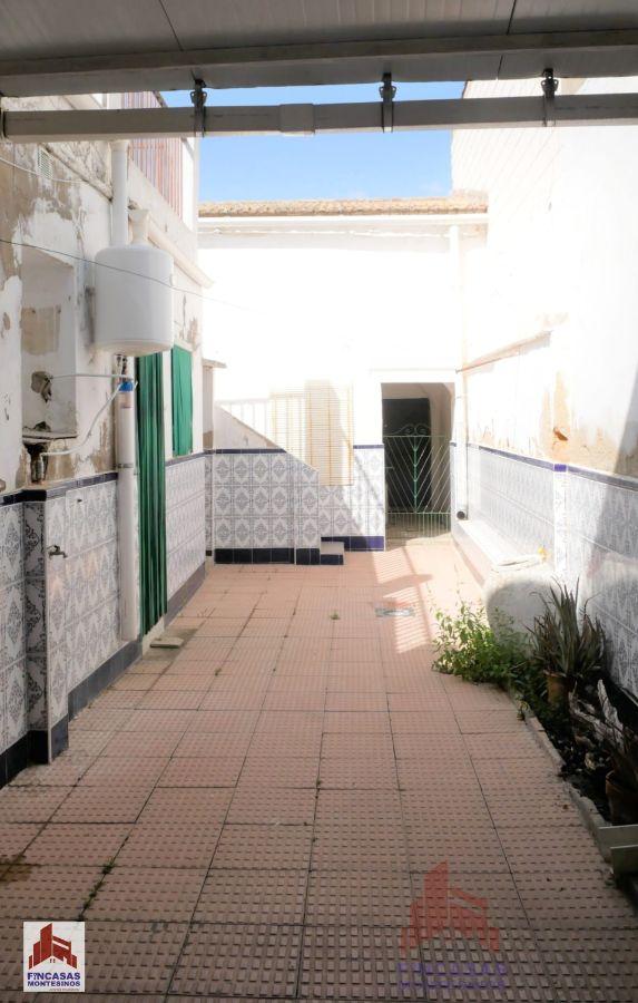 For sale of house in Santa Amalia