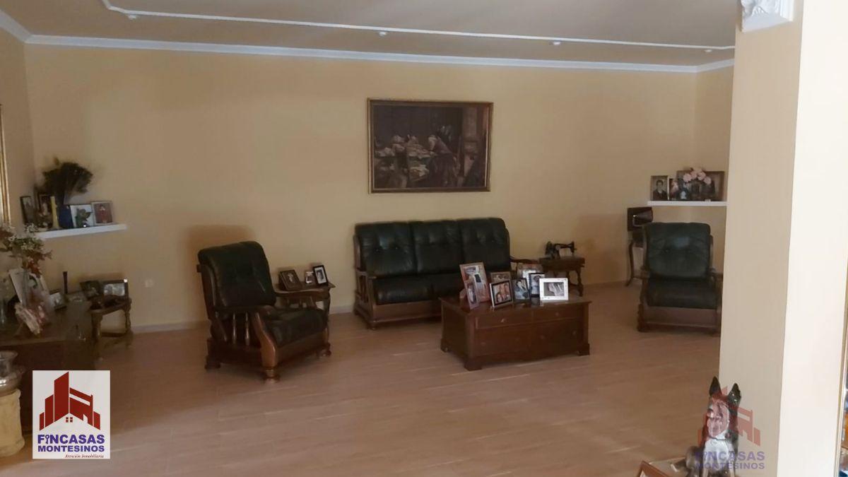 Venta de casa en Torrefresneda