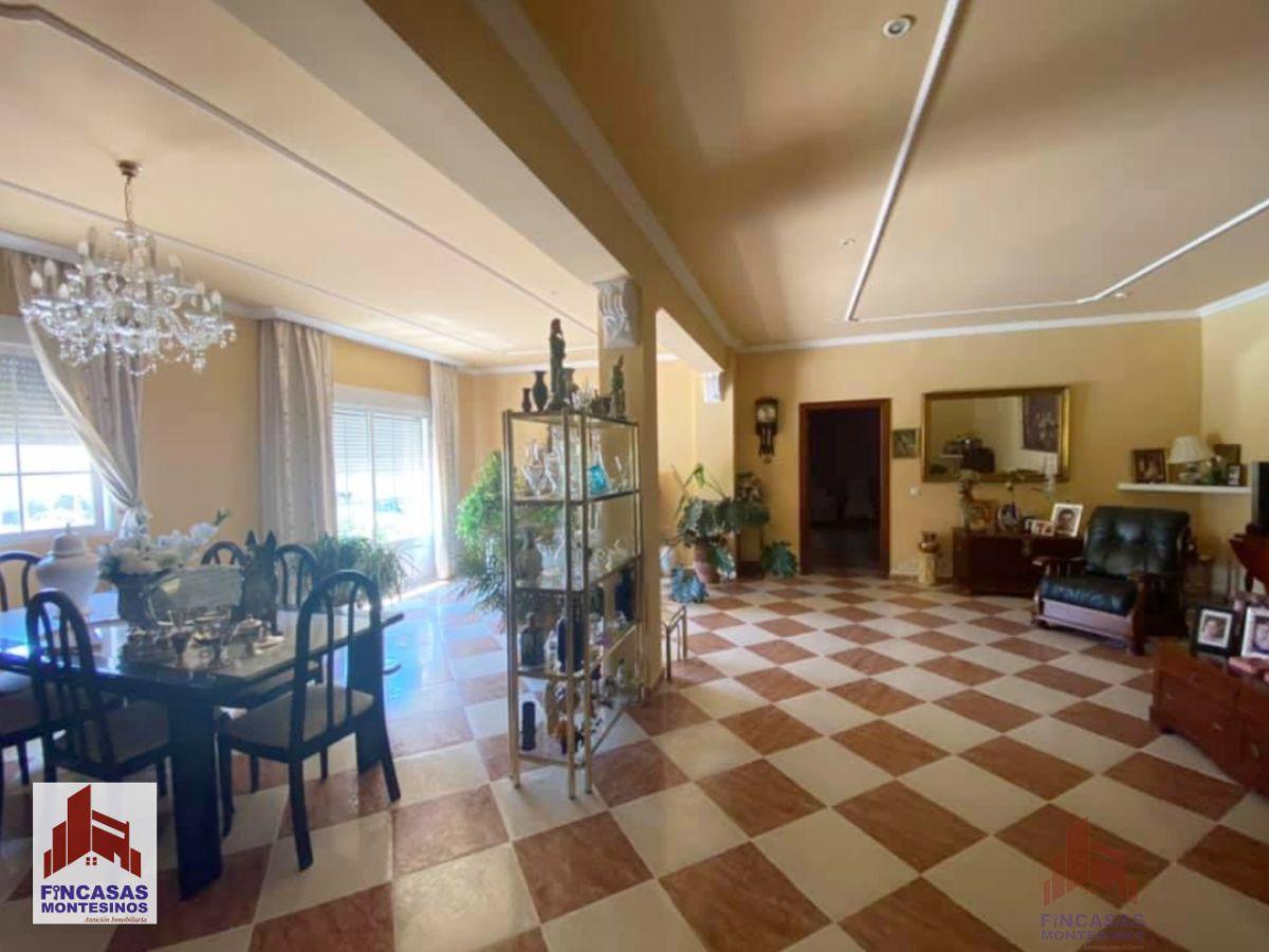 Venta de casa en Torrefresneda