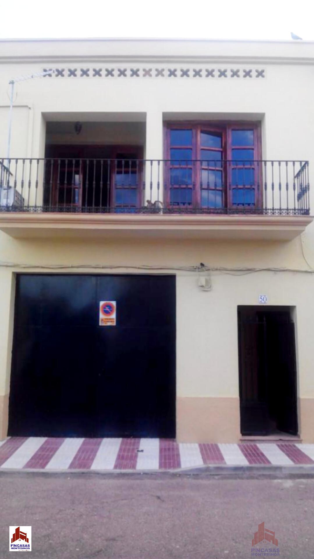 For sale of flat in Santa Amalia