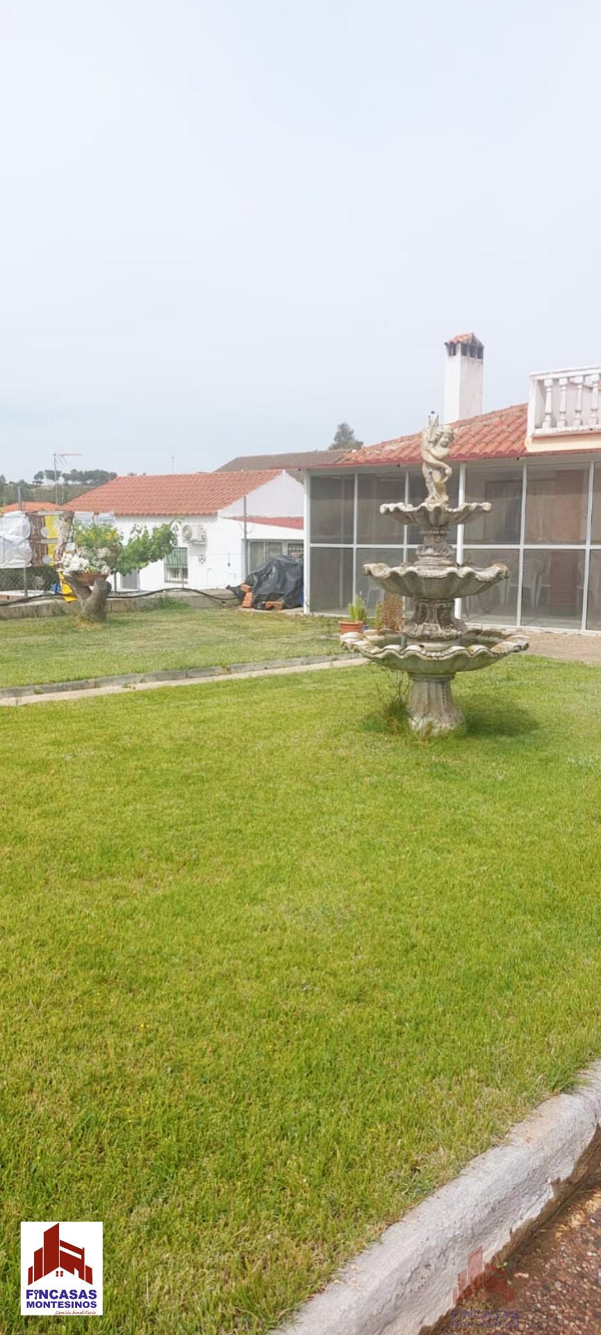For sale of house in Santa Amalia