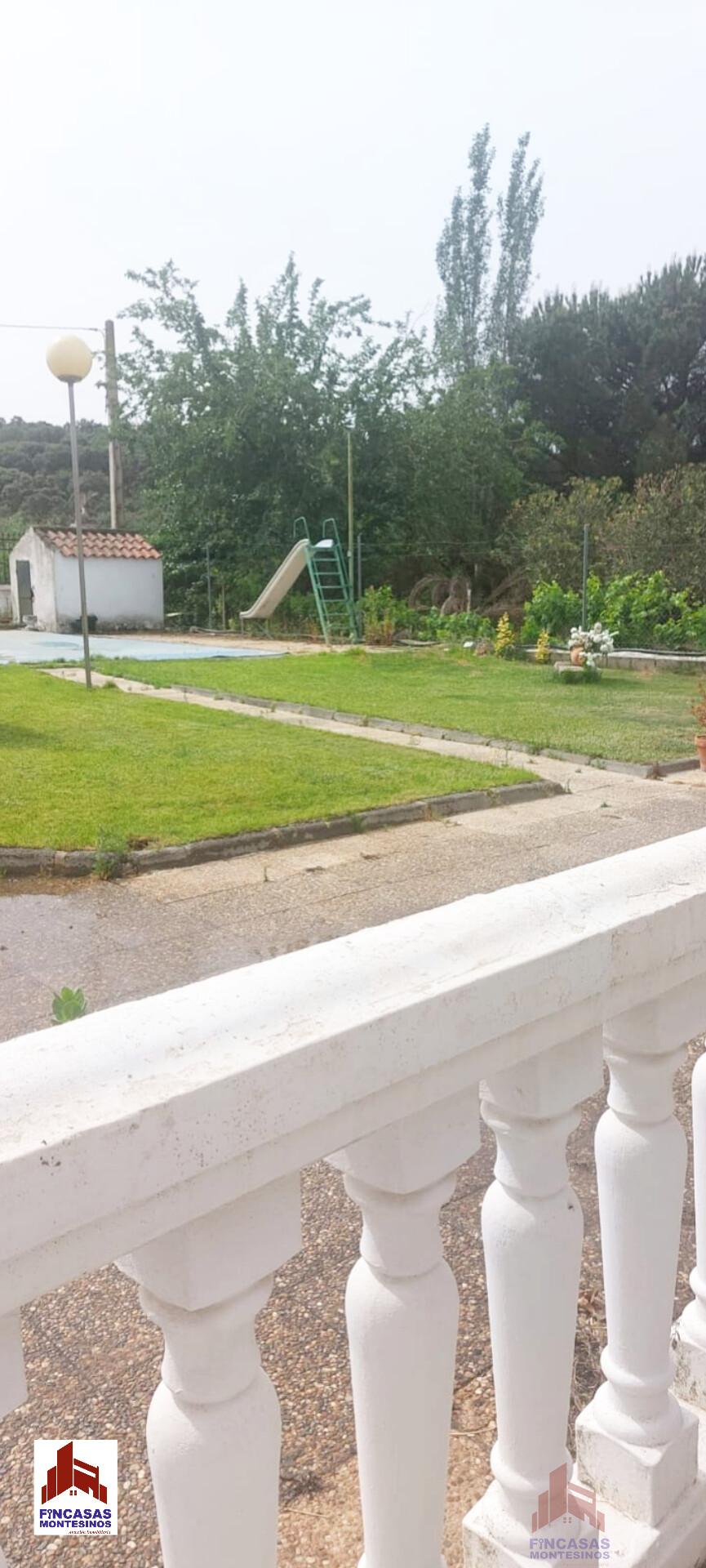 For sale of house in Santa Amalia