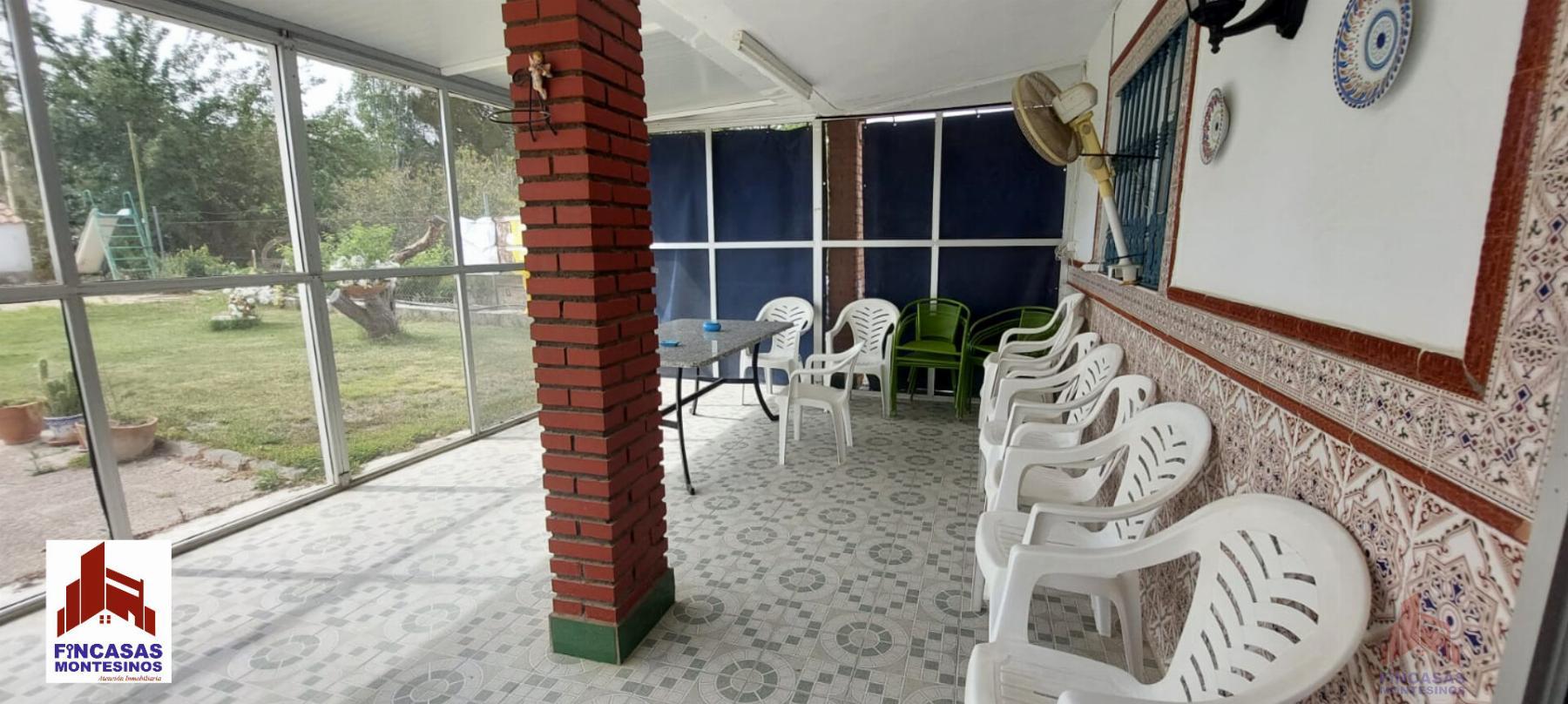 For sale of house in Santa Amalia