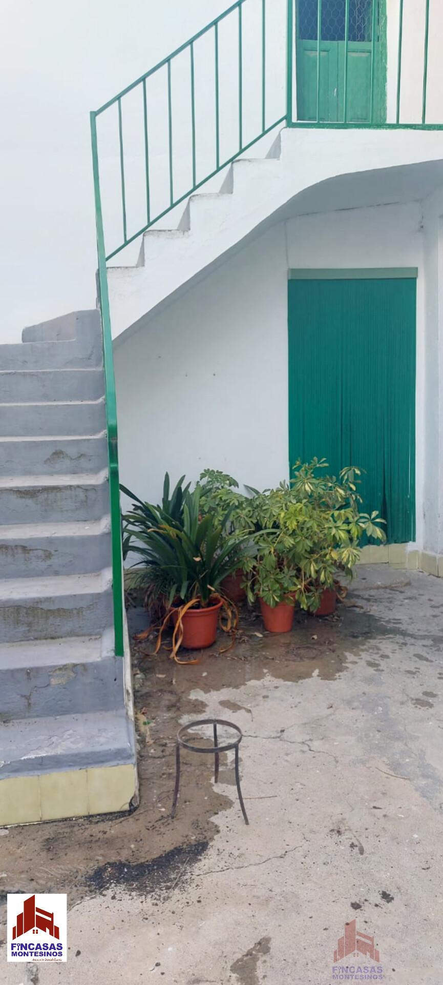 For sale of house in Santa Amalia