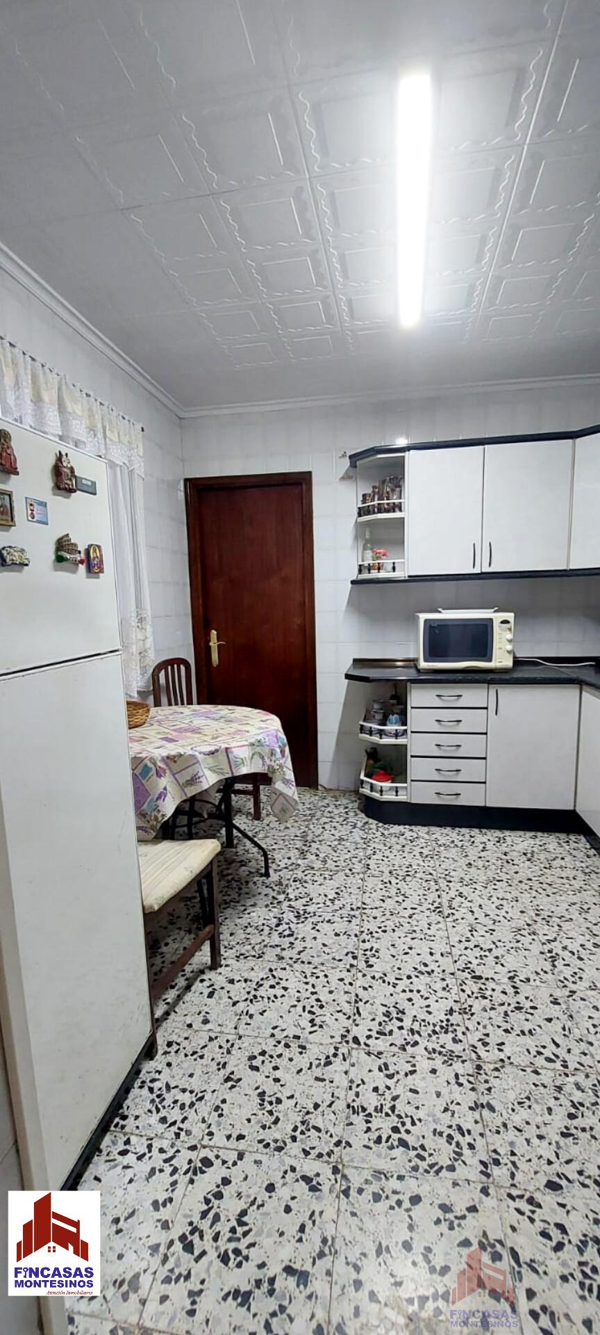 For sale of house in Santa Amalia
