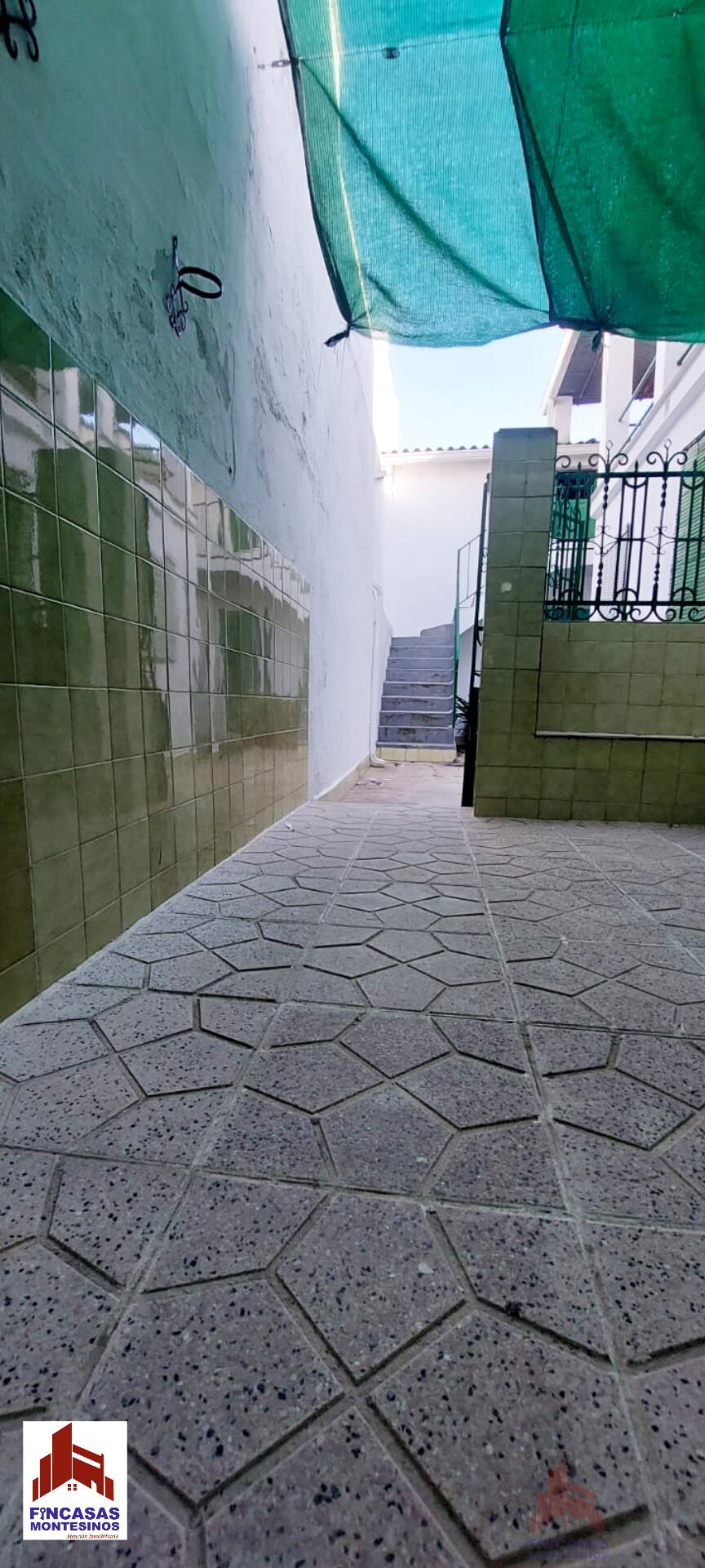 For sale of house in Santa Amalia