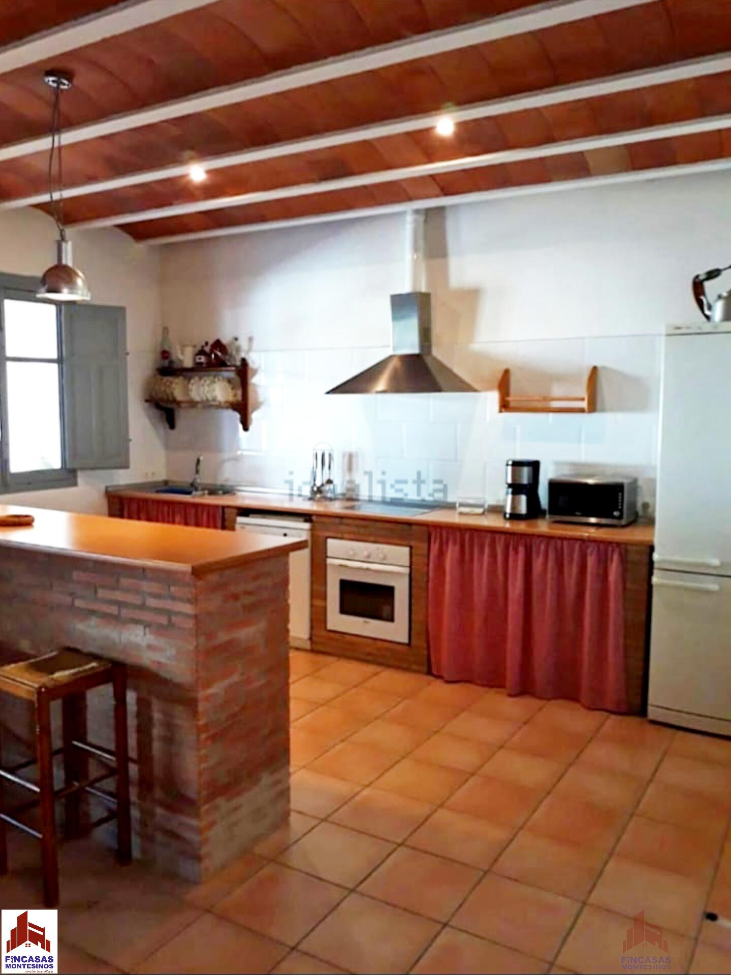 For sale of house in Santa Amalia