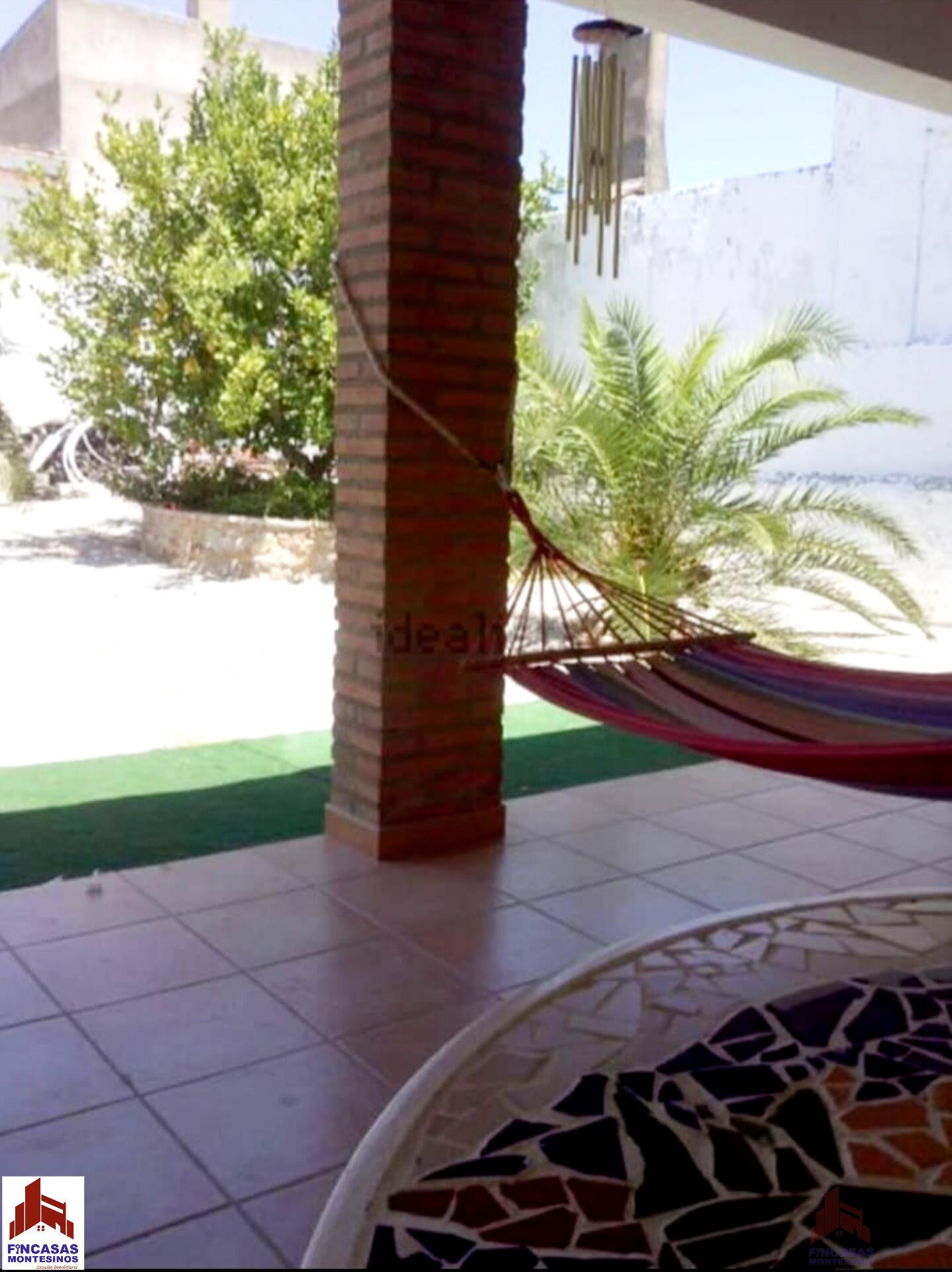 For sale of house in Santa Amalia