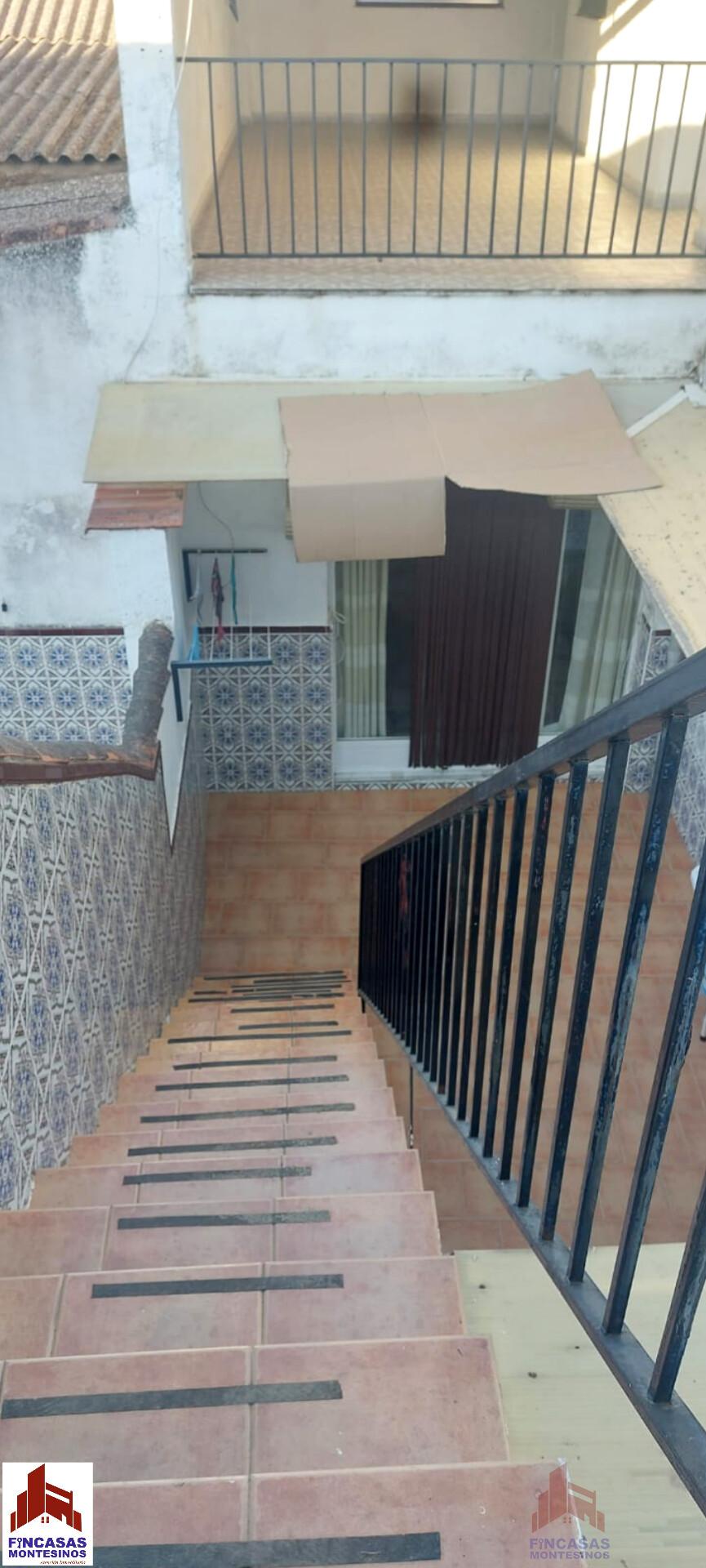 For sale of house in Santa Amalia