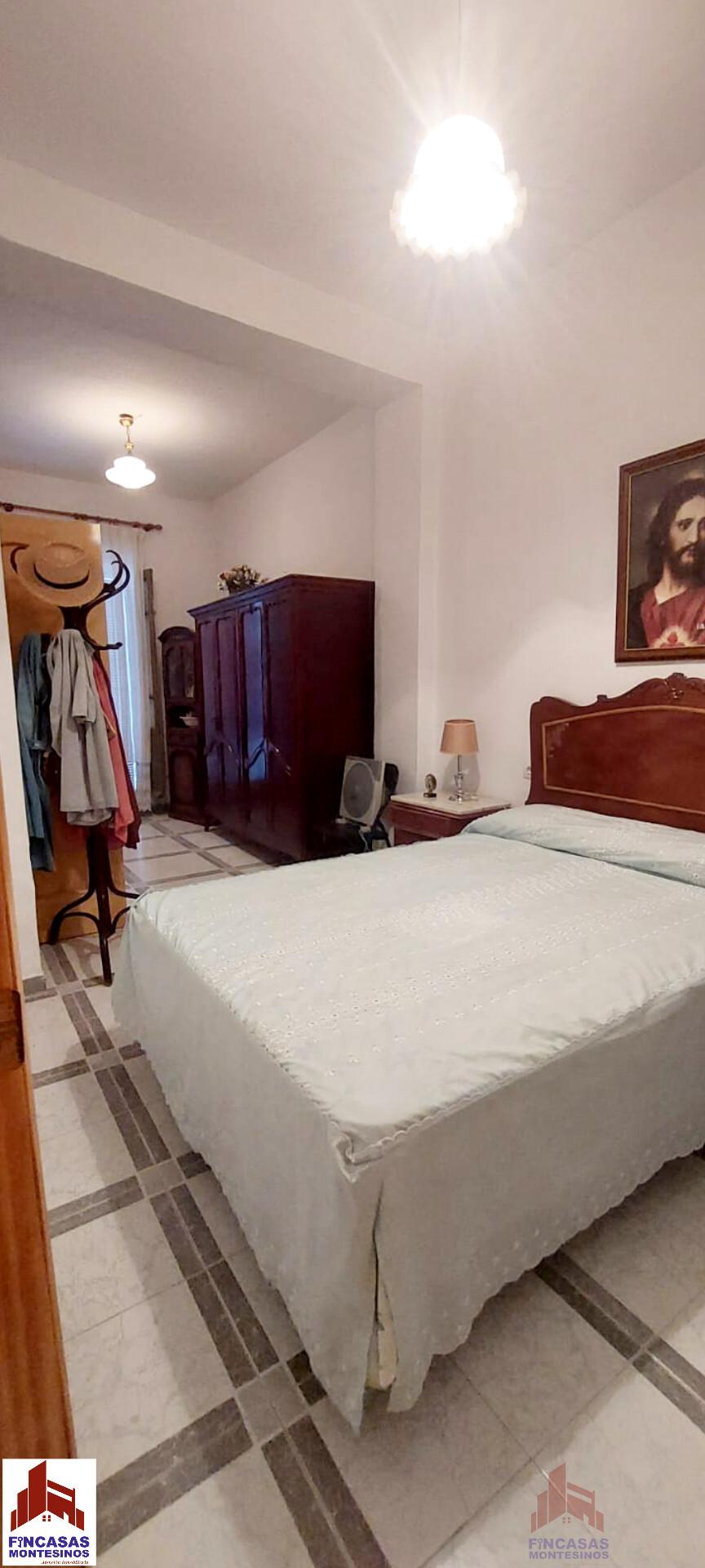 For sale of house in Santa Amalia